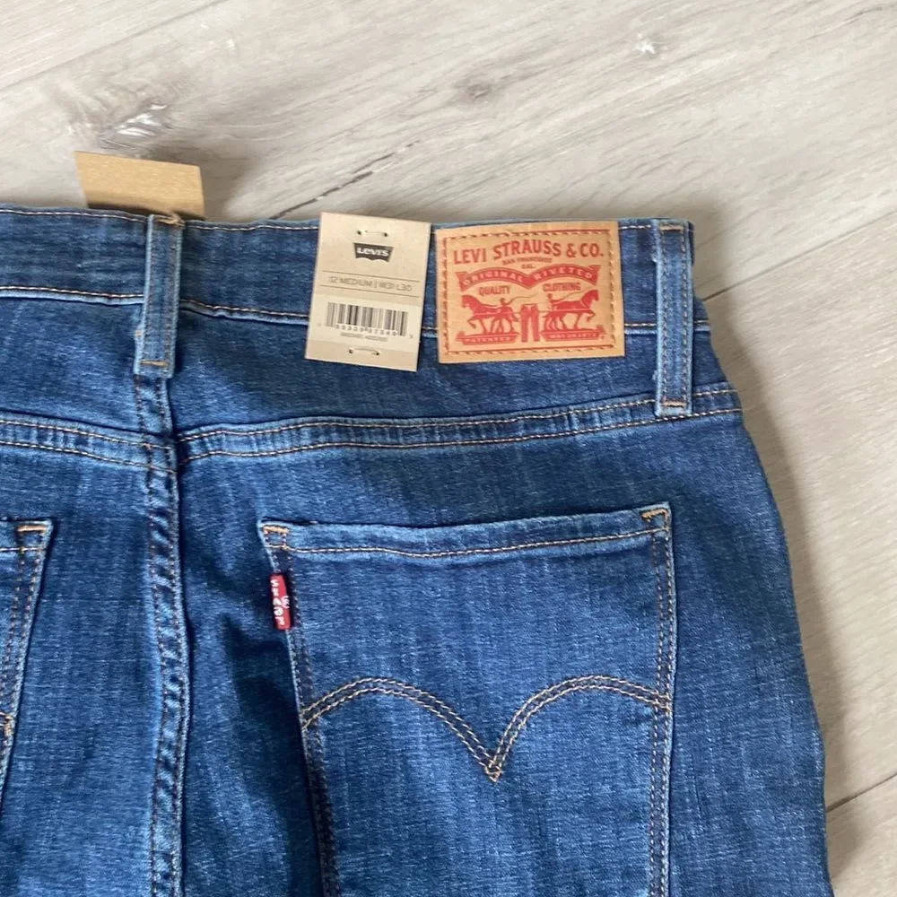 LEVI’S 721 HIGH RISE SKINNY WOMEN'S‎ JEANS SZ 10 W31 L30 “NWT”
